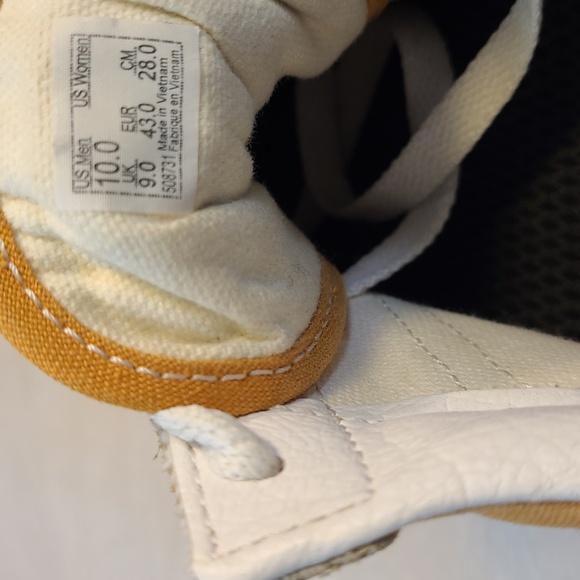 Vans Old Skool Mustard Suede Canvas Shoes - Picture 8 of 10